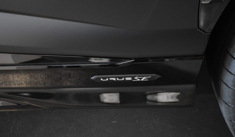 Lamborghini Urus SE lleno