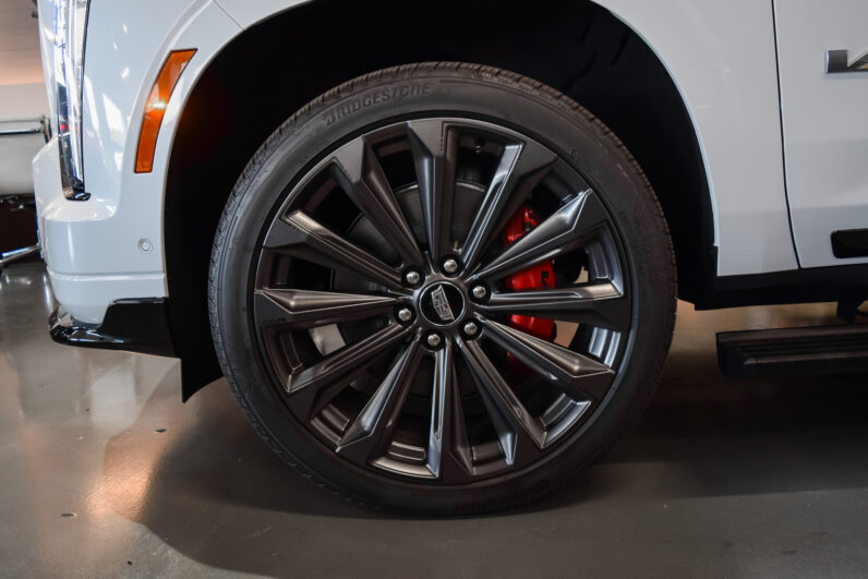 Cadillac Escalade 6.2 V8 Supercharged V-Series SWB lleno