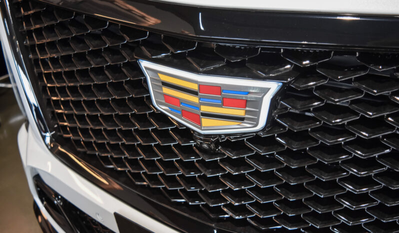 Cadillac Escalade 6.2 V8 Supercharged V-Series SWB lleno