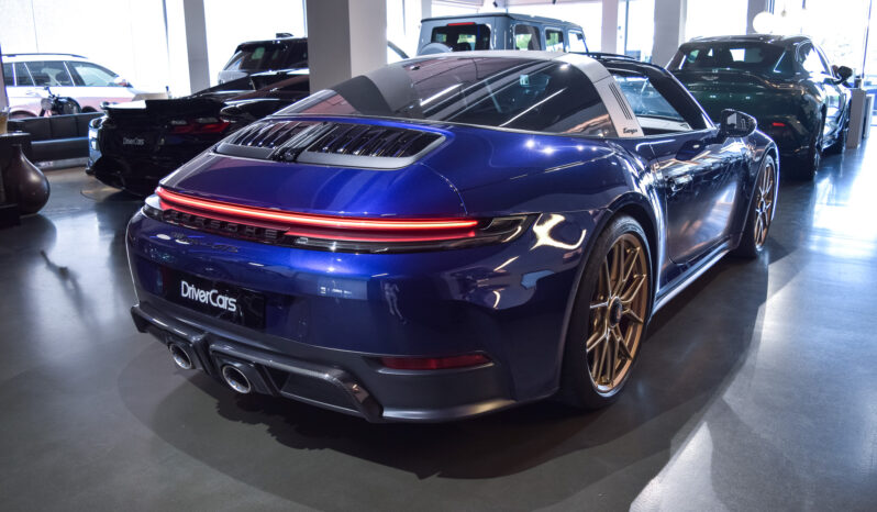 Porsche 911 Targa 4 GTS lleno