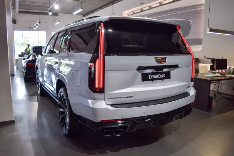 Cadillac Escalade 6.2 V8 Supercharged V-Series SWB lleno