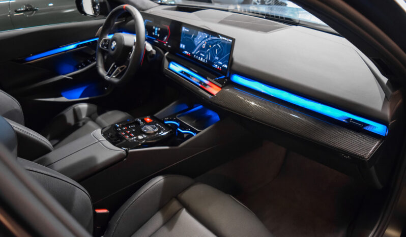 BMW M5 Touring lleno