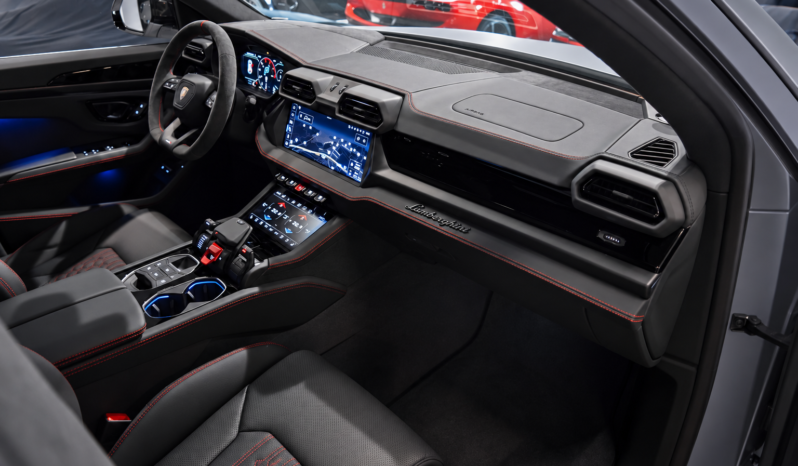 Lamborghini Urus SE lleno