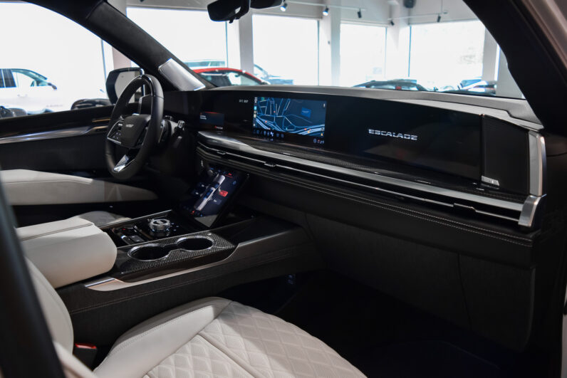 Cadillac Escalade 6.2 V8 Supercharged V-Series SWB lleno