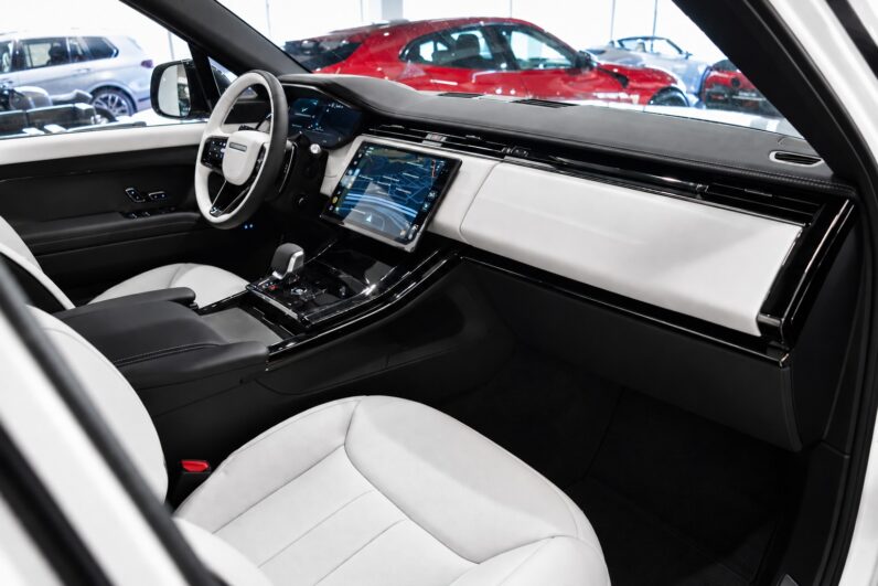 Range Rover Sport 460 Dynamic SE lleno