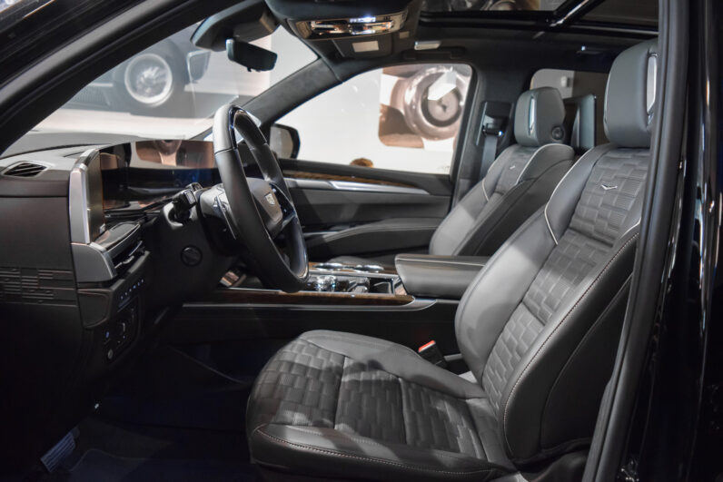 Cadillac Escalade 6.2 V8 Premium Luxury ESV lleno