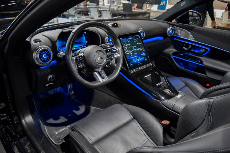 Mercedes Benz SL 63 AMG 4MATIC lleno