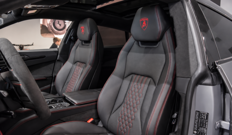 Lamborghini Urus SE lleno