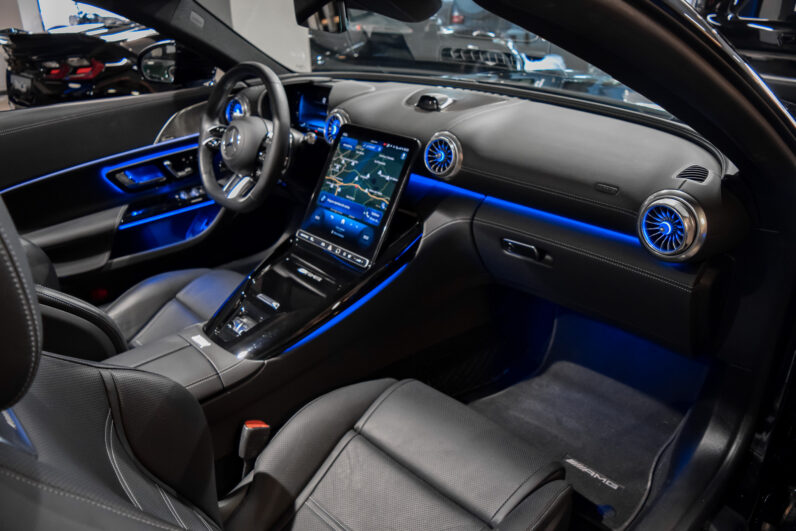 Mercedes Benz SL 63 AMG 4MATIC lleno