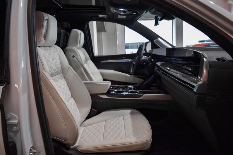 Cadillac Escalade 6.2 V8 Supercharged V-Series SWB lleno
