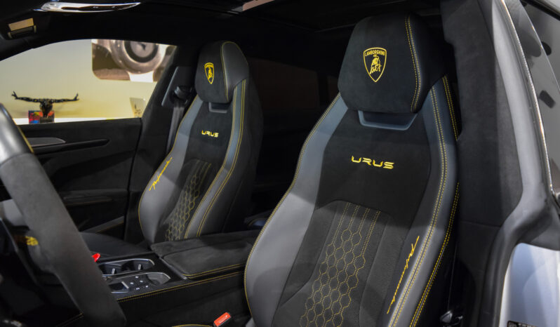 Lamborghini Urus Performante lleno