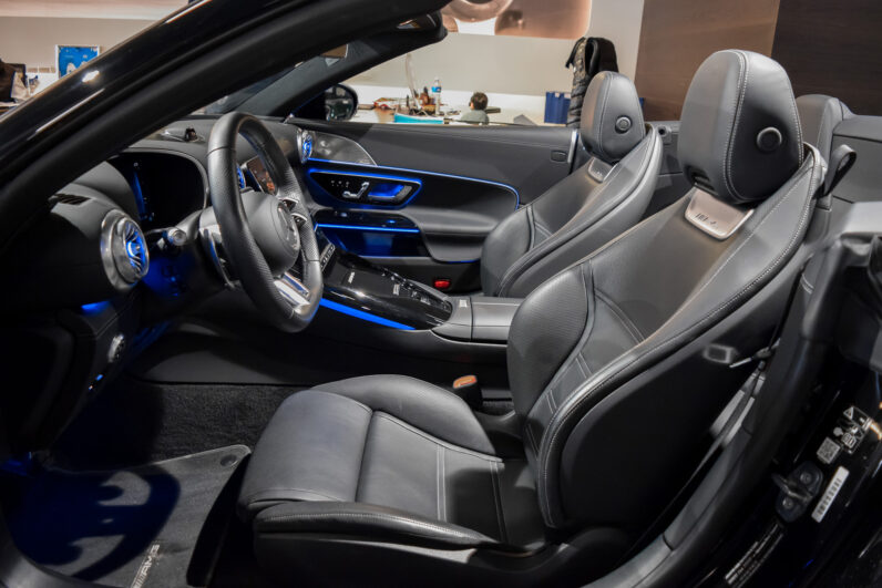 Mercedes Benz SL 63 AMG 4MATIC lleno
