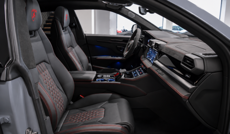 Lamborghini Urus SE lleno