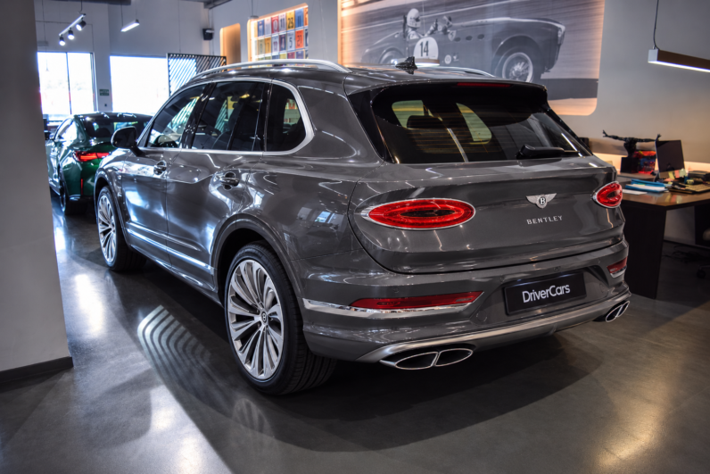 Bentley Bentayga Atelier V8 lleno