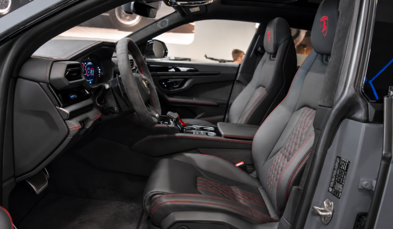 Lamborghini Urus SE lleno