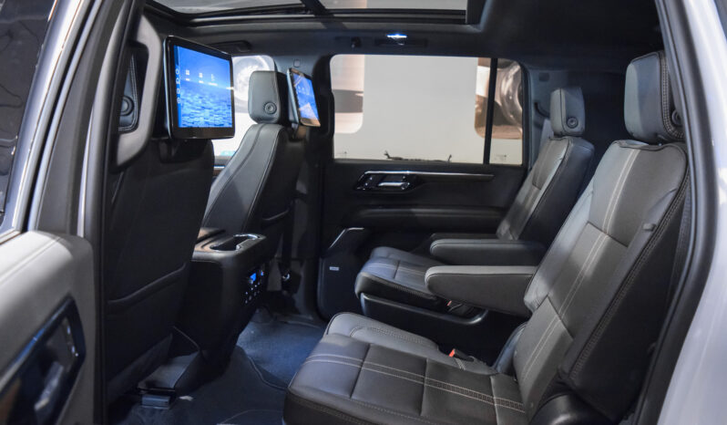 Chevrolet Suburban High Country lleno