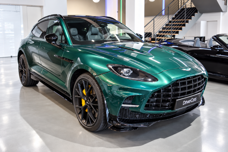 Aston Martin DBX 707